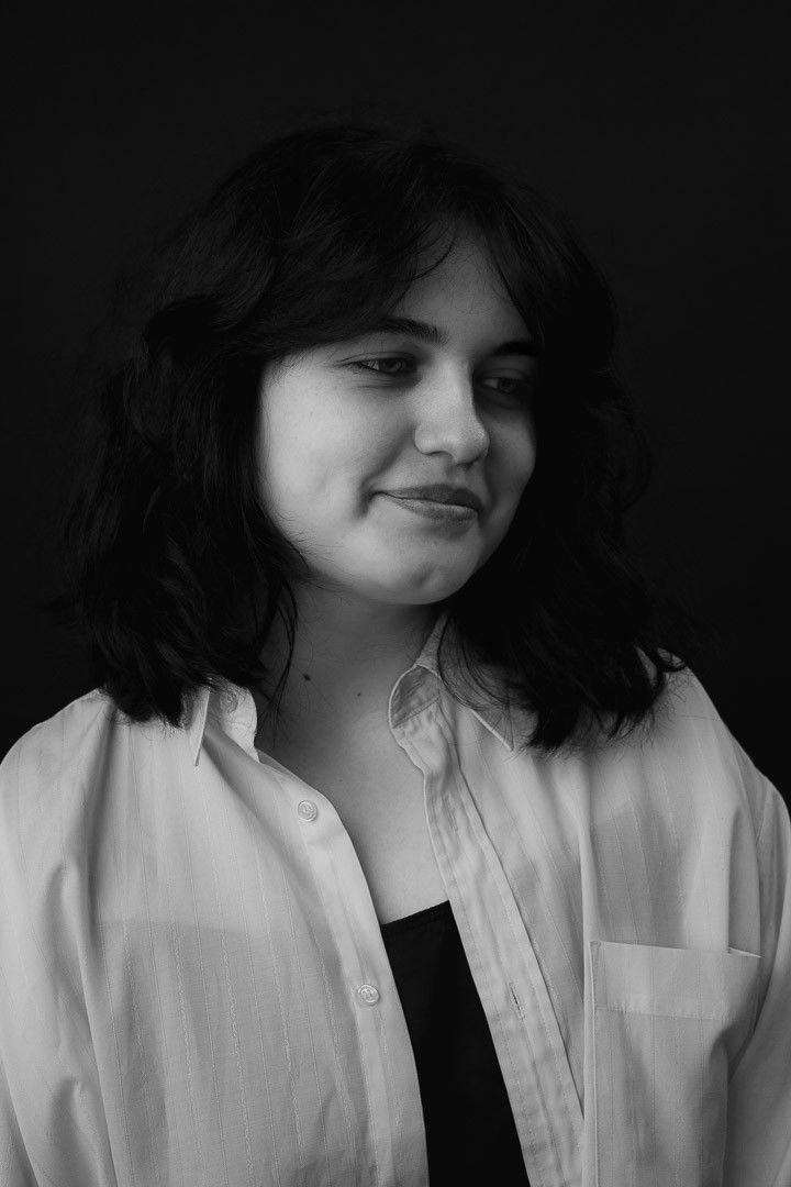 Bianca Isofache backdrop