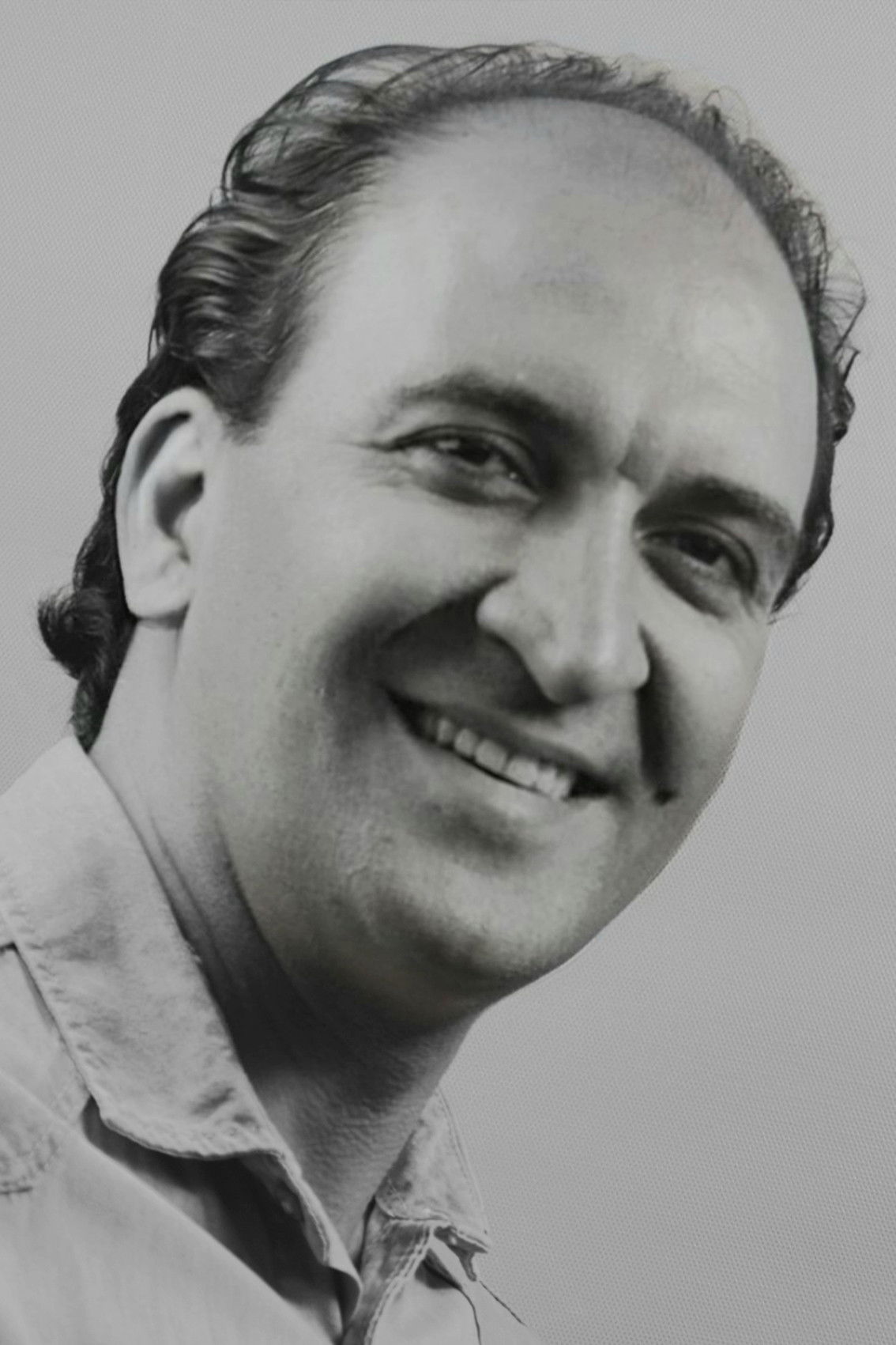 Hassan Ramezani backdrop