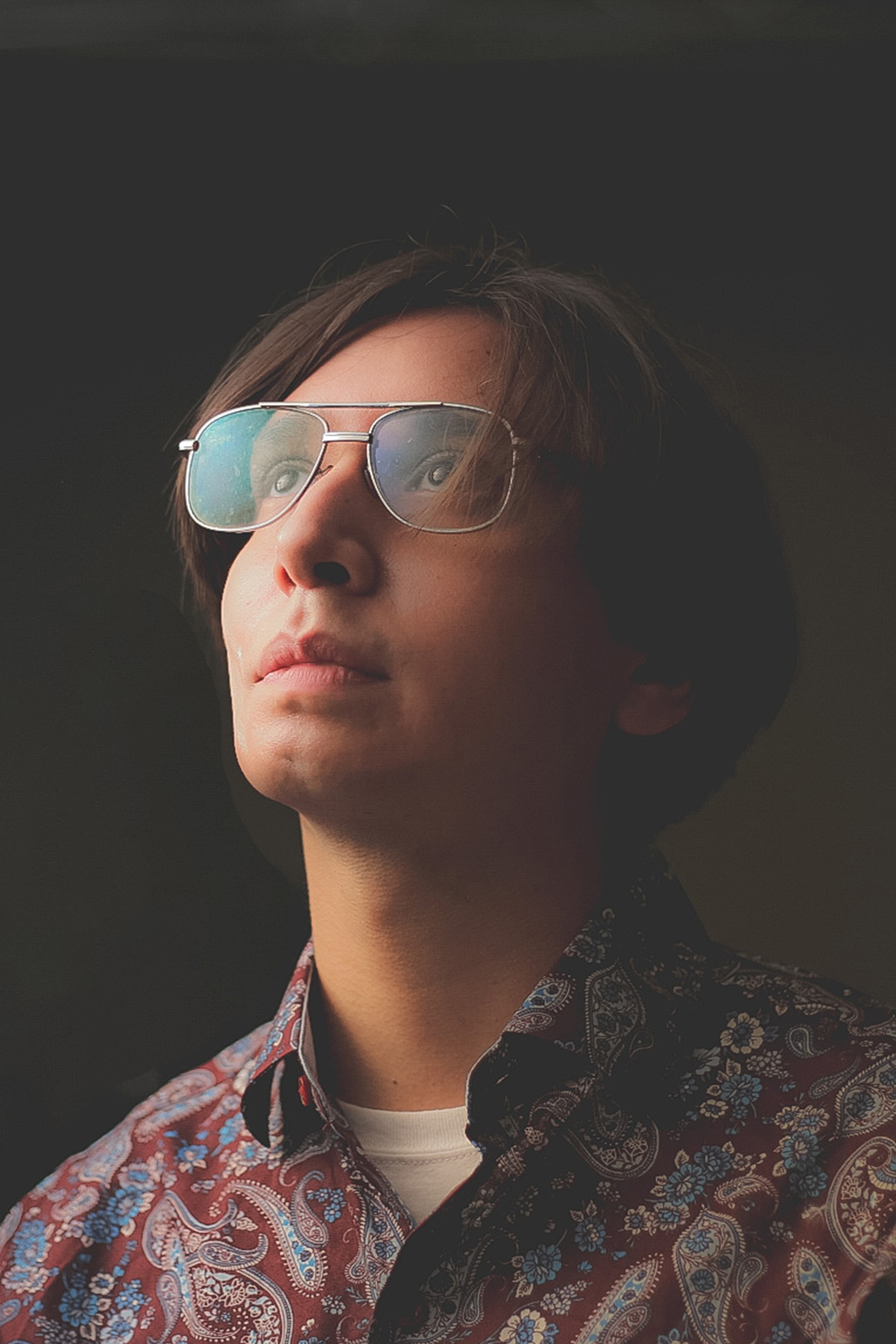 Enrique Teneria backdrop