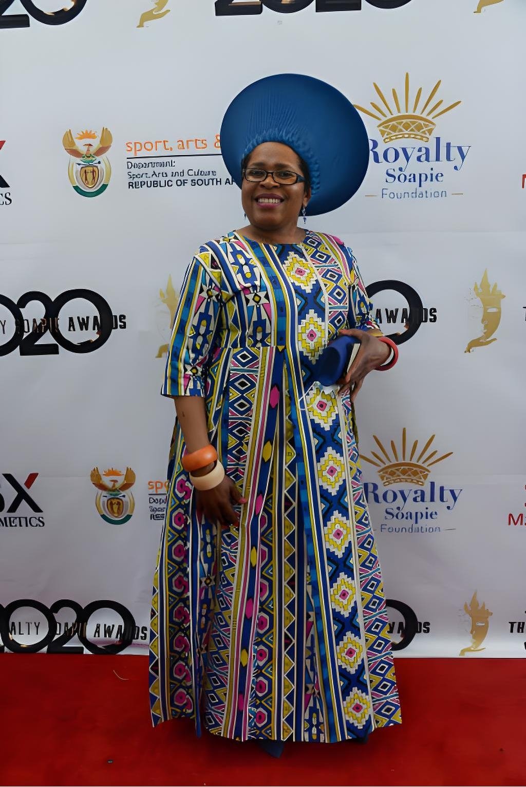 Dieketseng Mnisi backdrop