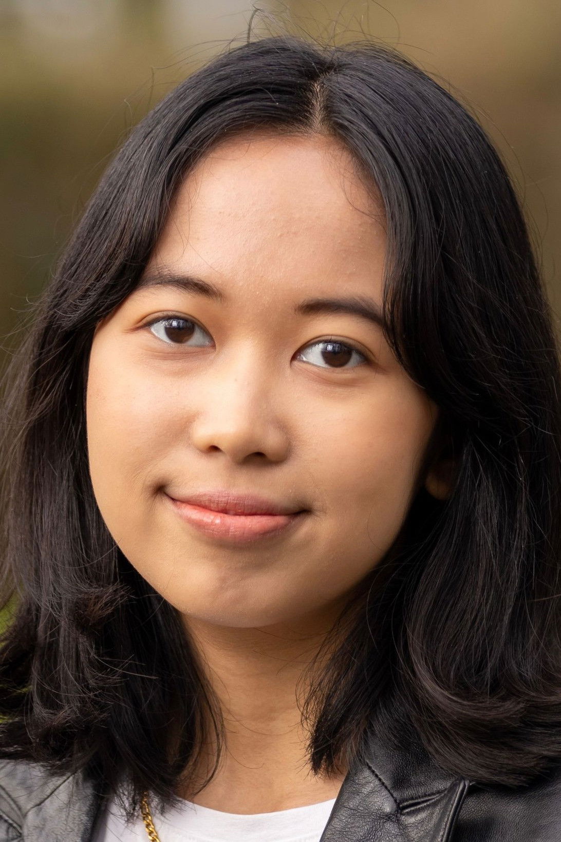 Deryn Jannadhiya backdrop