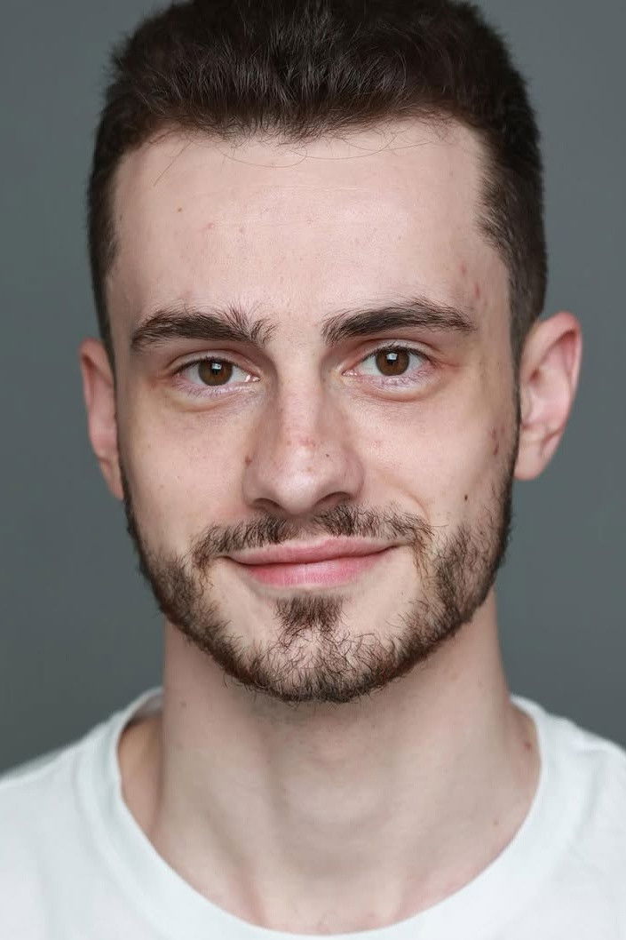 Semyon Avralev backdrop