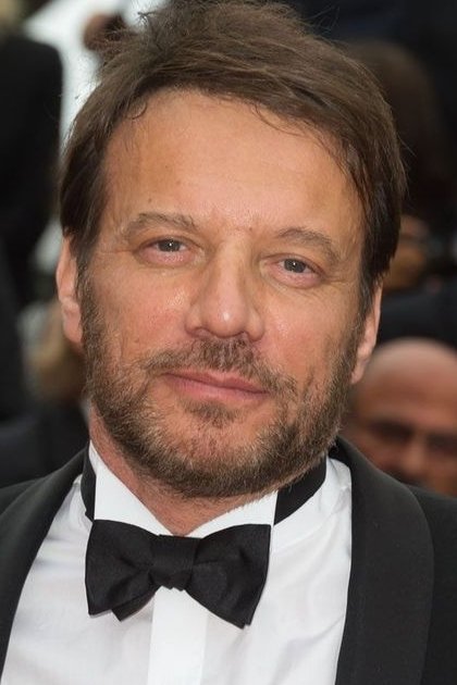 Samuel Le Bihan backdrop