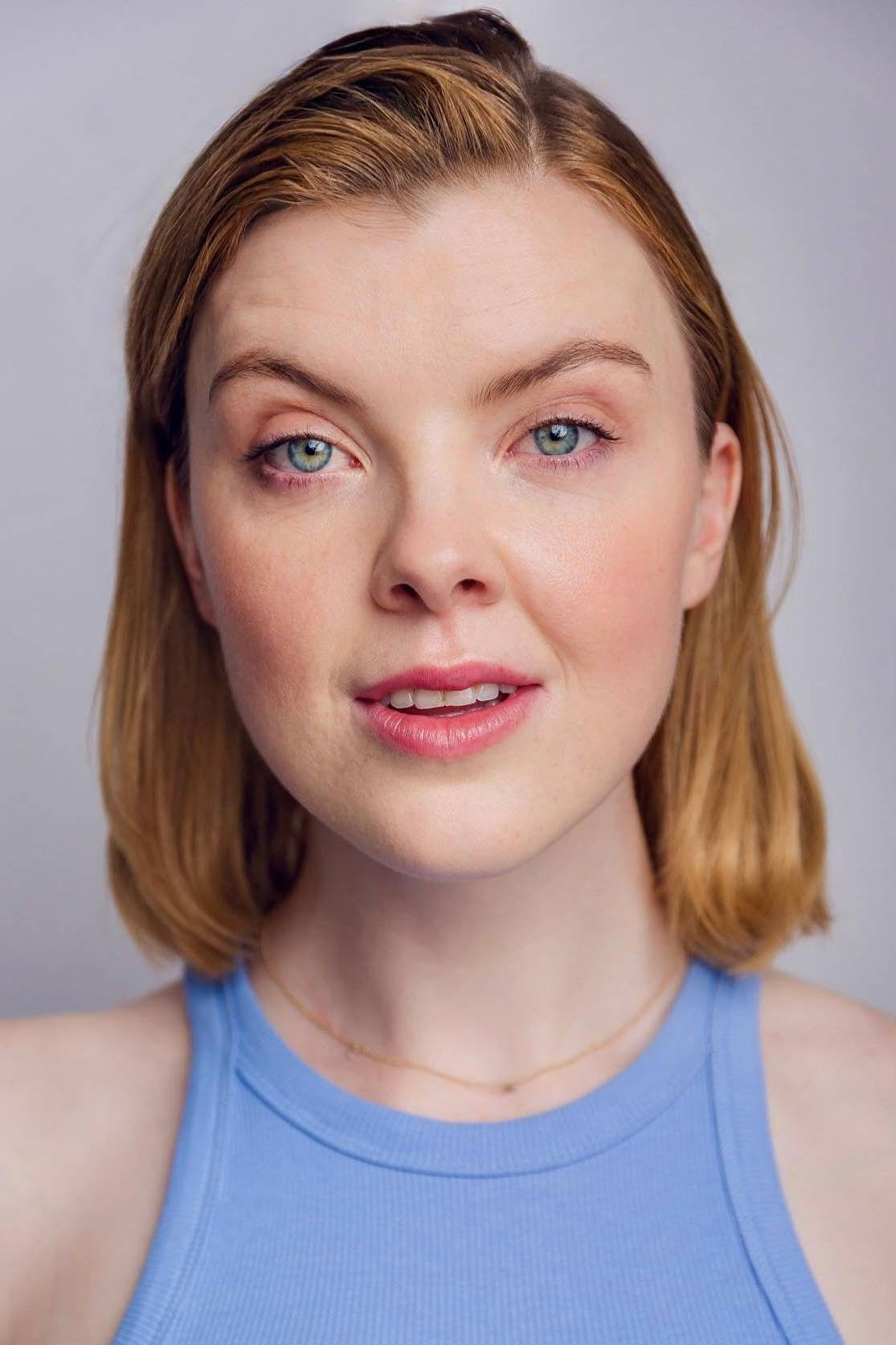 Elise St John backdrop