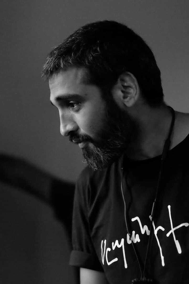 Areg Balayan backdrop