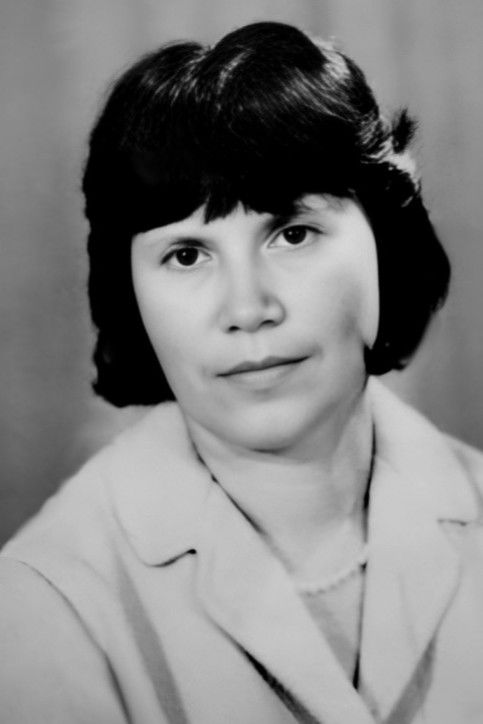 Zoya Fomina backdrop