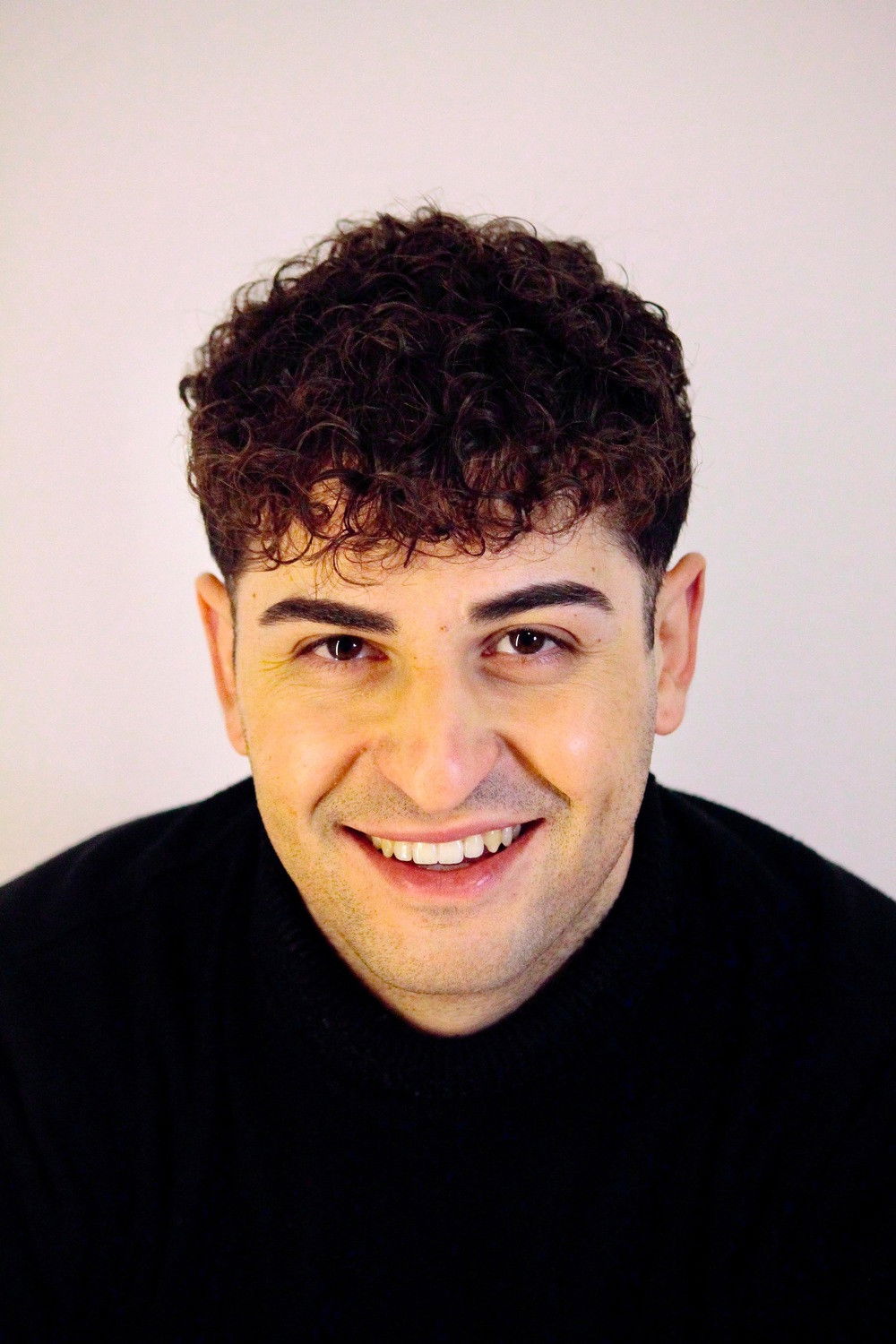 Alessandro Solinas backdrop