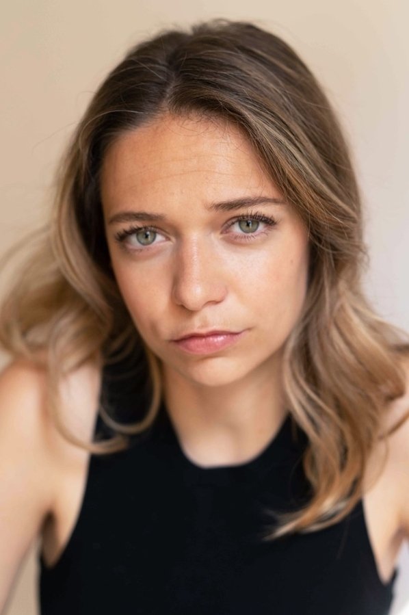 Louisiane Ader backdrop