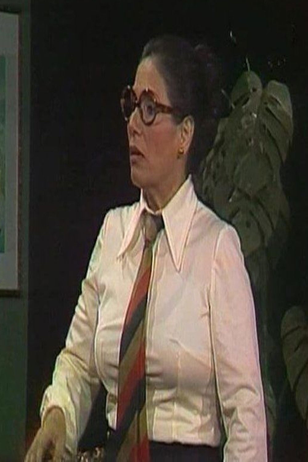 Faten Ezz El Din backdrop