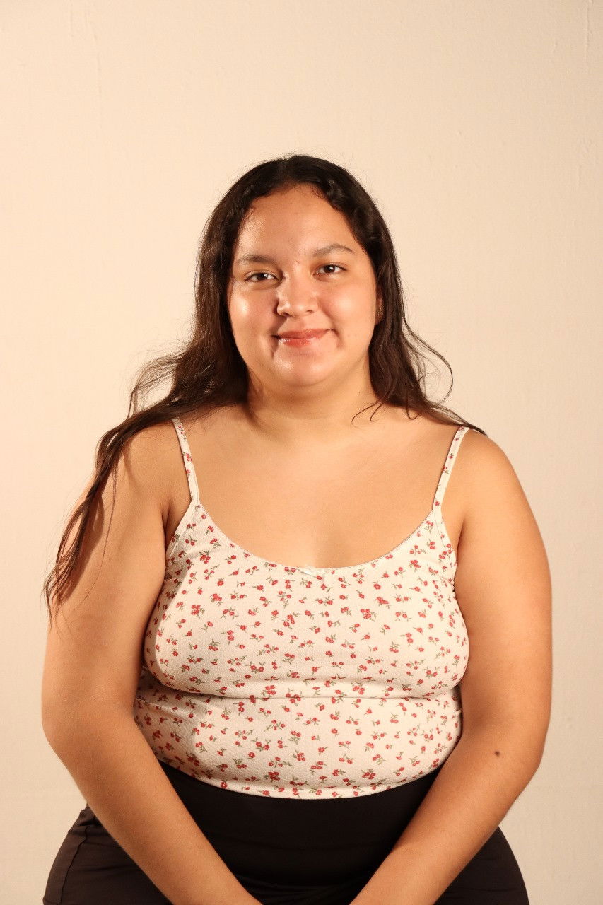 Daniela Duron backdrop