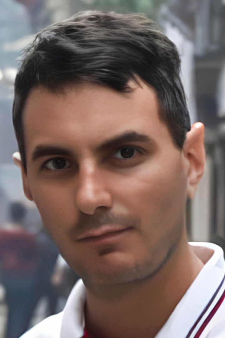 Fernando Fanelli backdrop