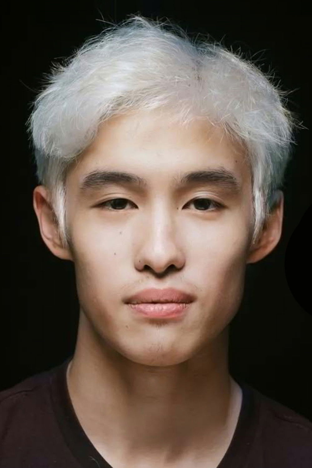 Bùi Thạc Phong backdrop