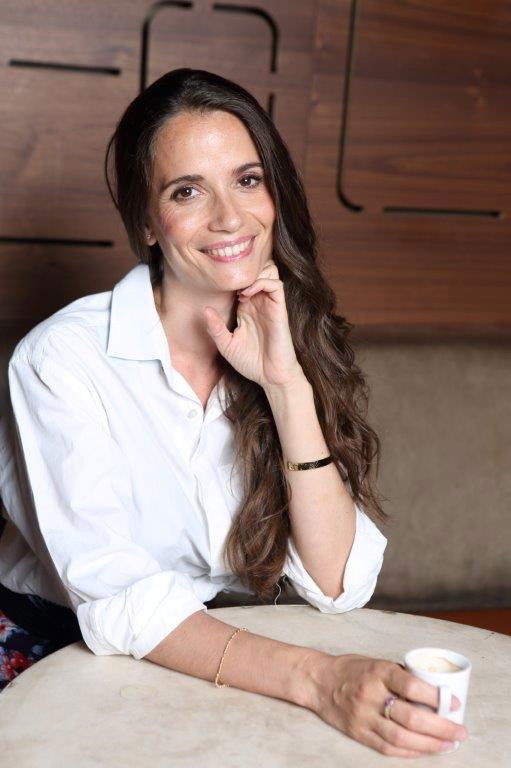 Anne-Cécile Mailfert backdrop