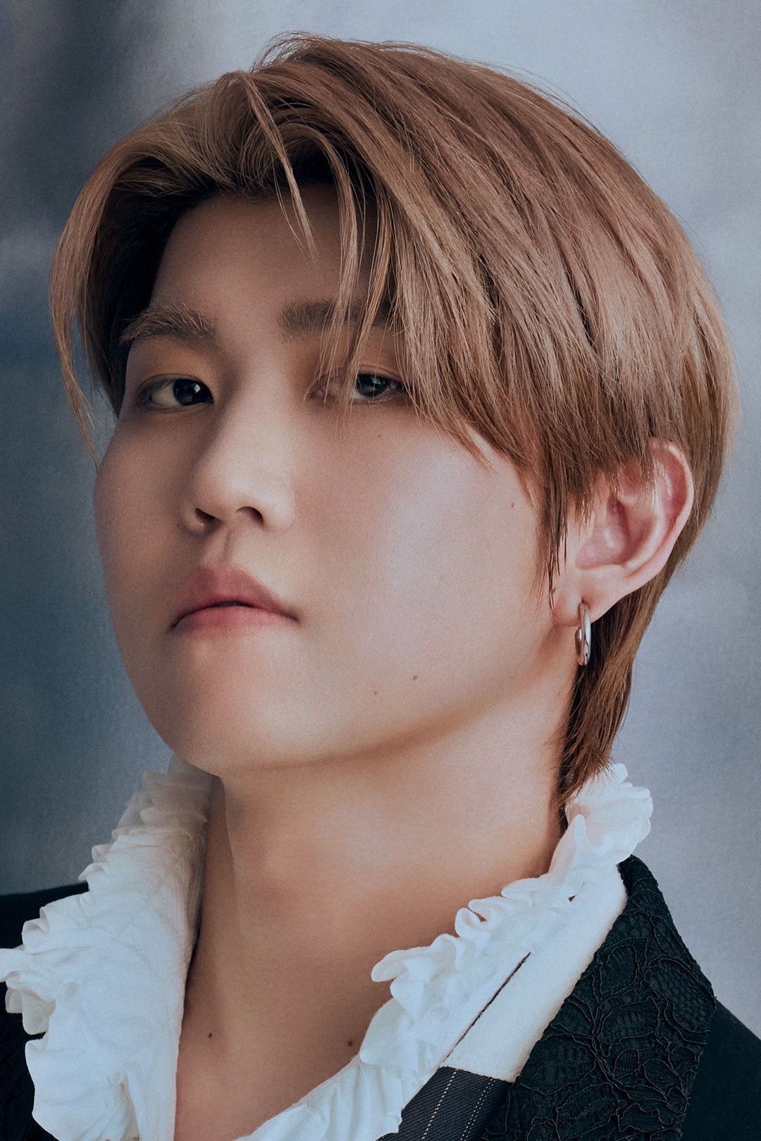 Hiloto Wakai backdrop