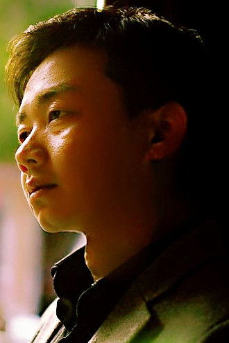 Qiu Wenyang backdrop