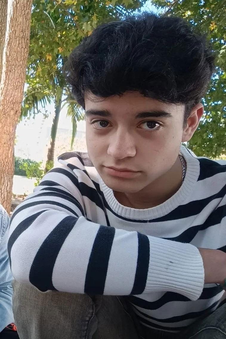 Humberto Maximo backdrop