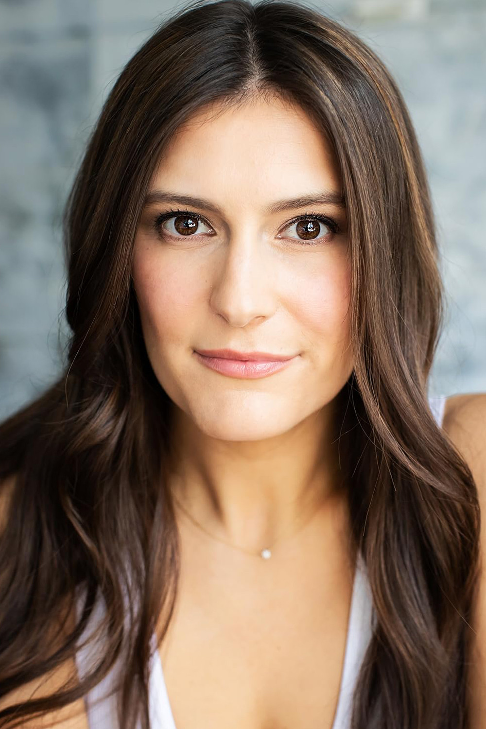 Madison Caan backdrop