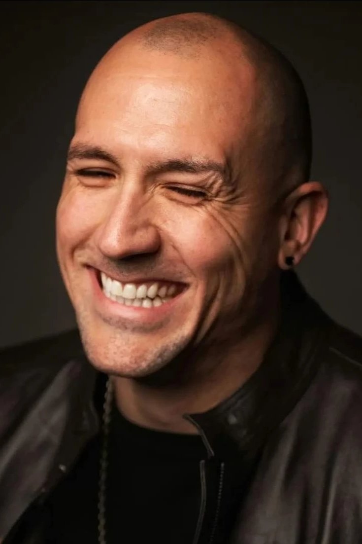 Nadim Accari backdrop