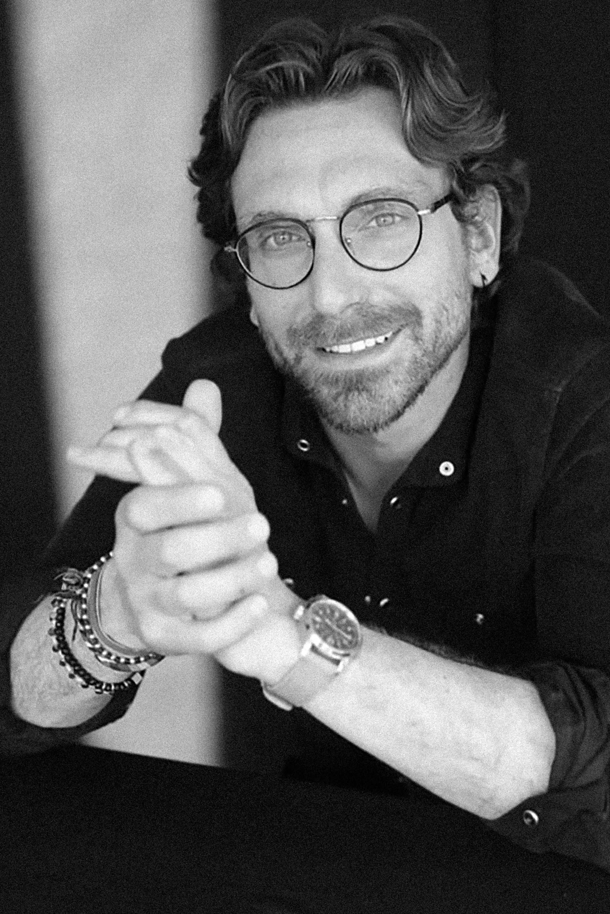 Andrea Bombardi backdrop