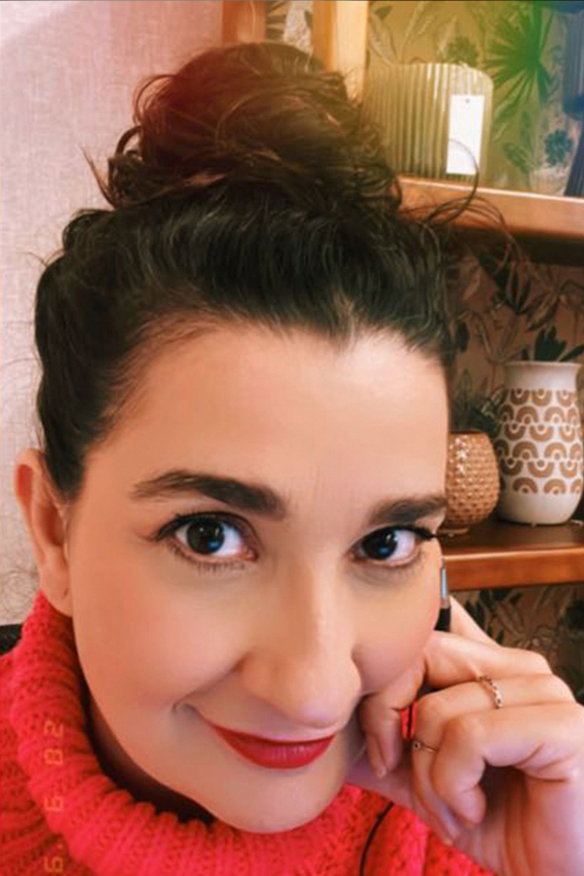 Manu Guedes backdrop