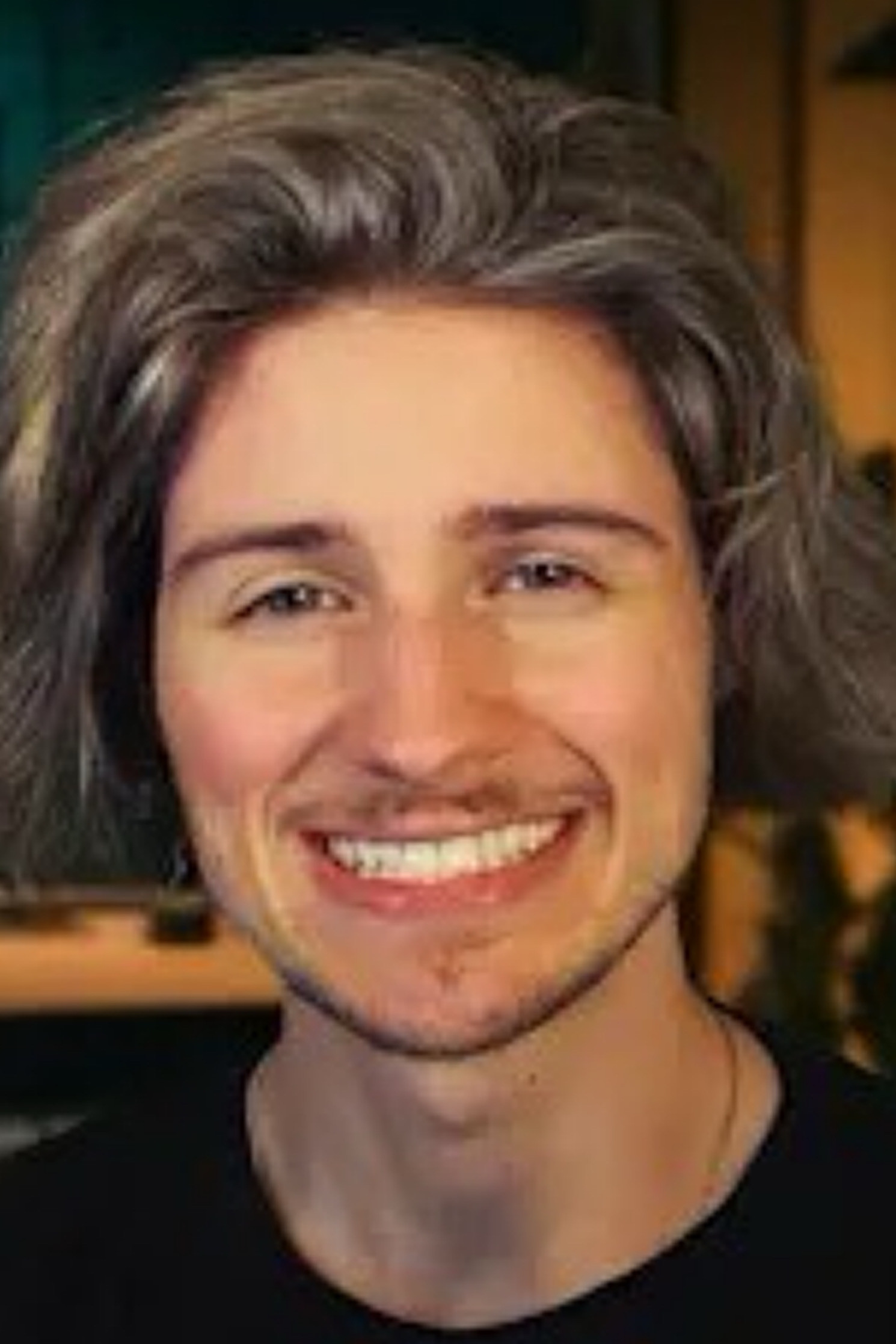 Roach Gatlin backdrop