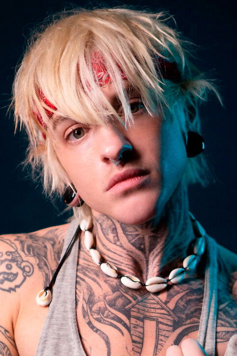 Austin Spears backdrop