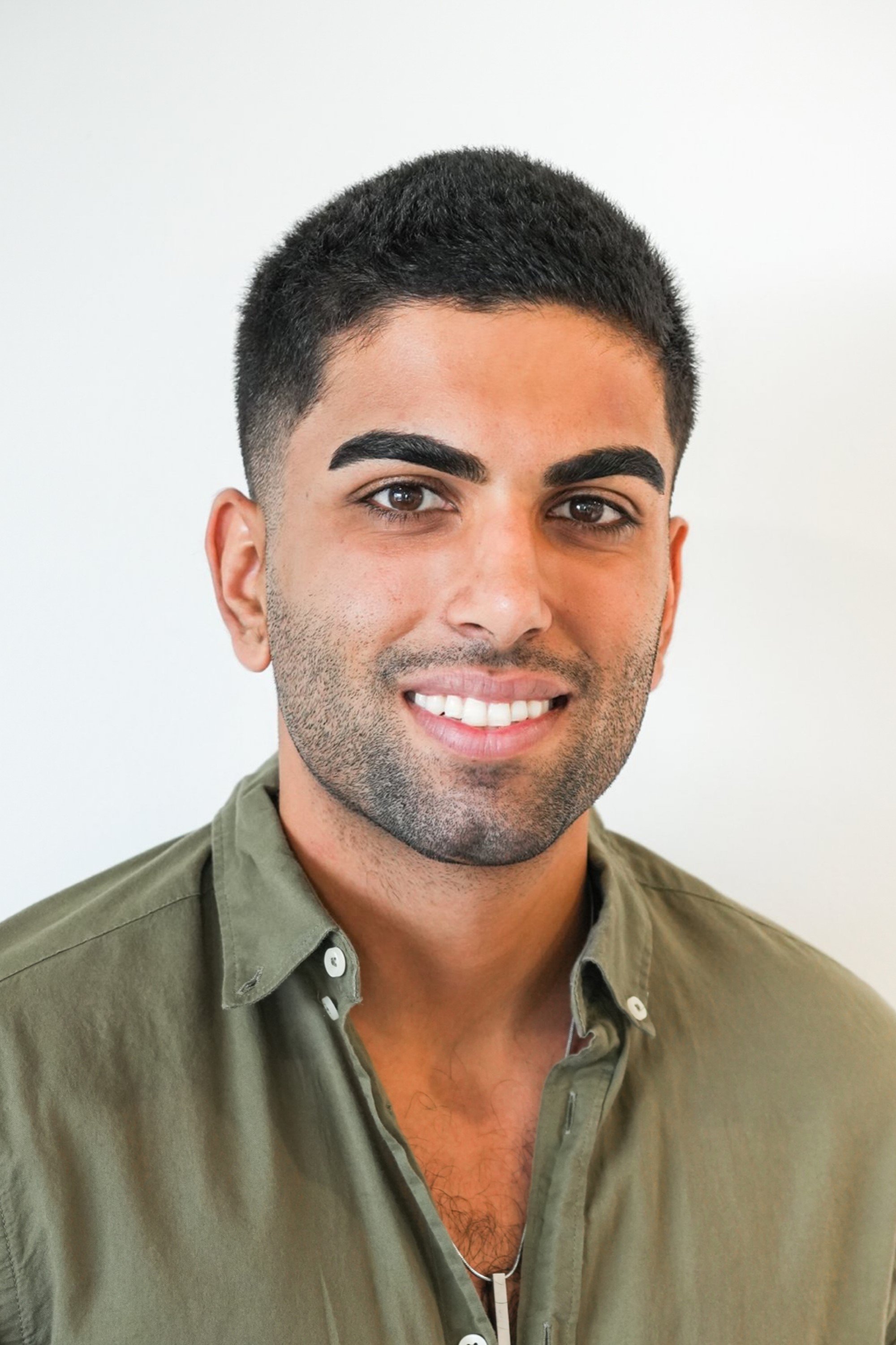 Eliott Nazarian backdrop