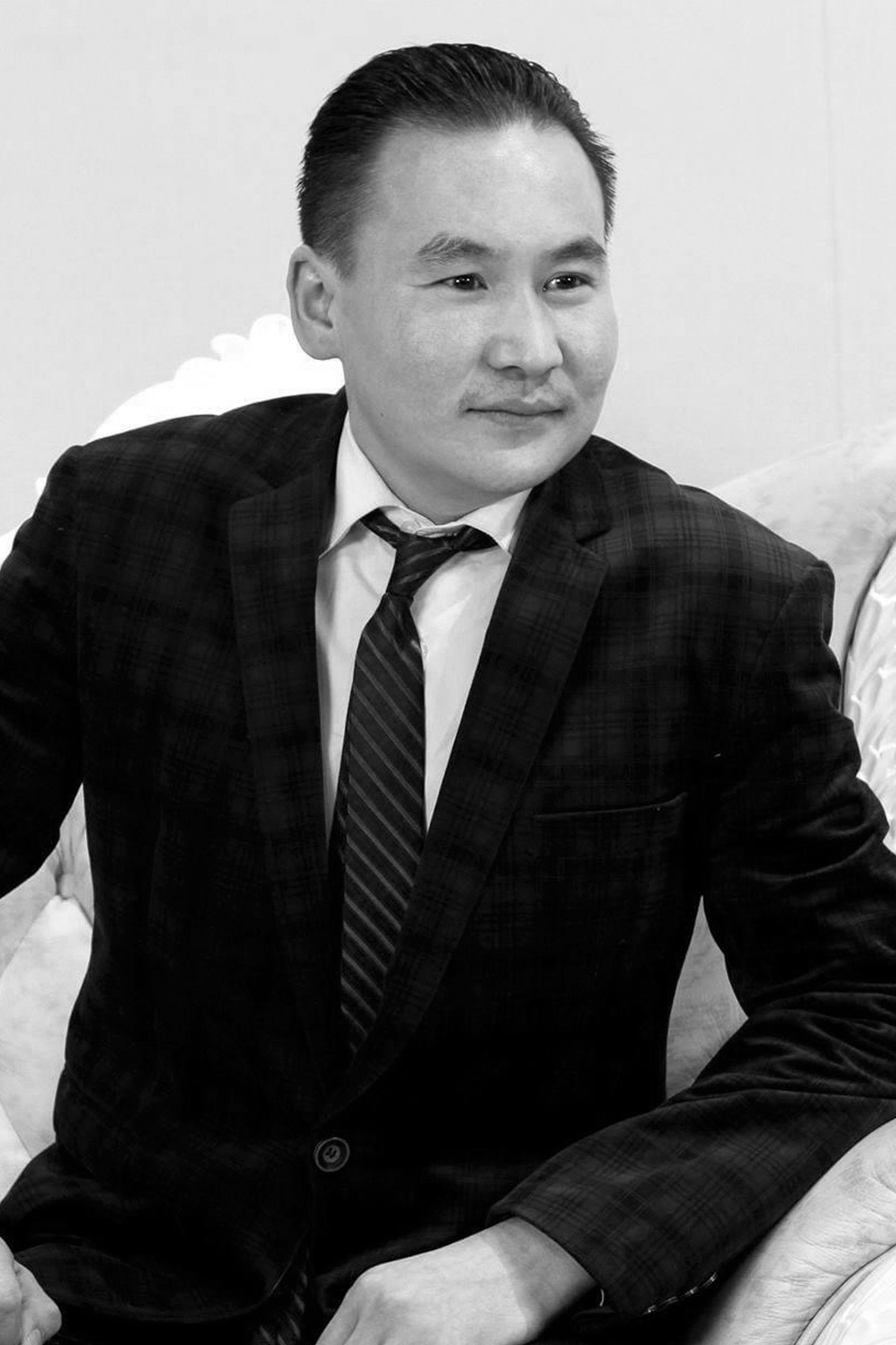 Otgonbat Orosoo backdrop