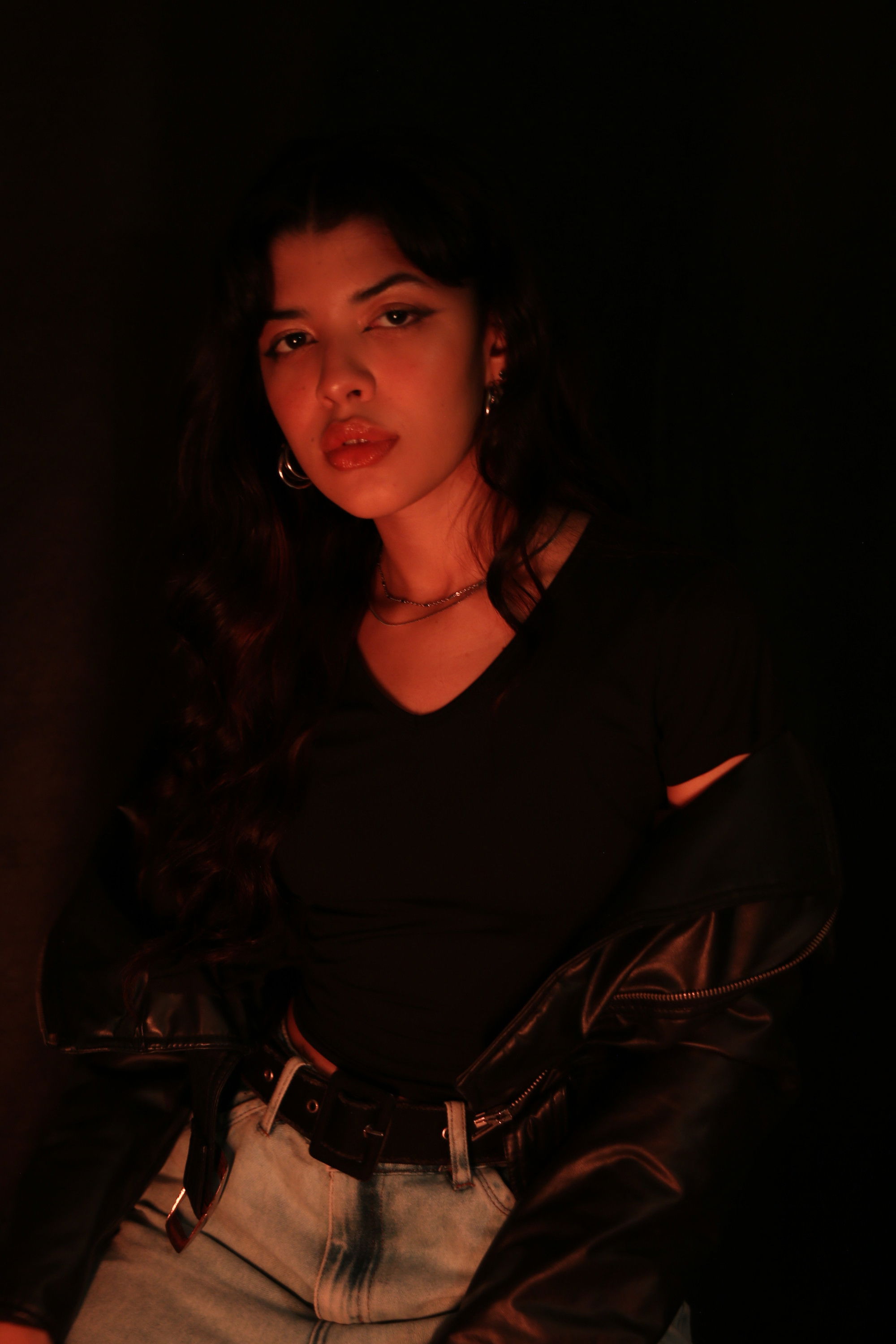 Nicoli Amorim backdrop