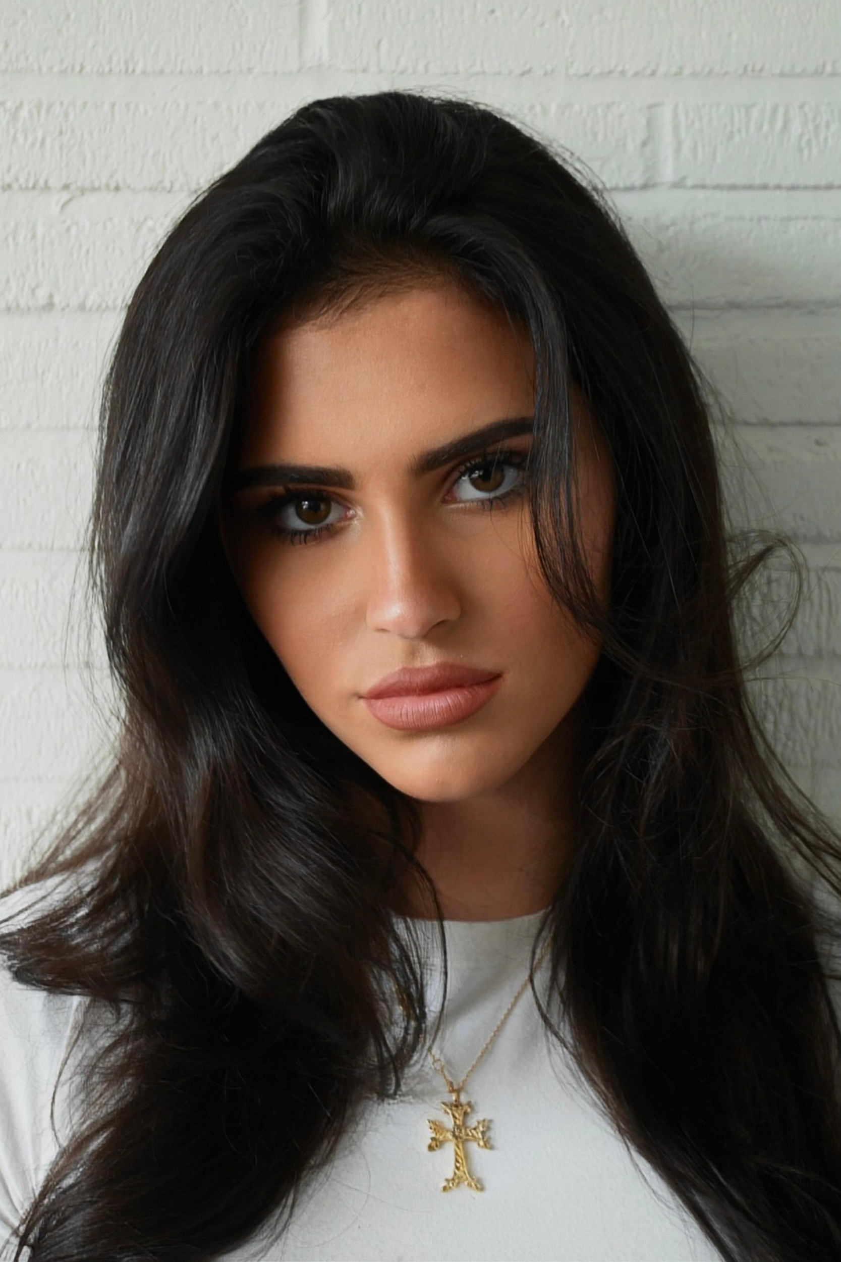 Annie Bezikian backdrop