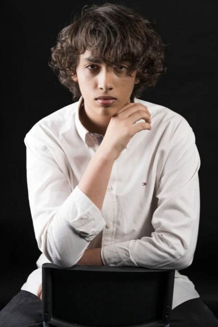 Sergio Cascón backdrop