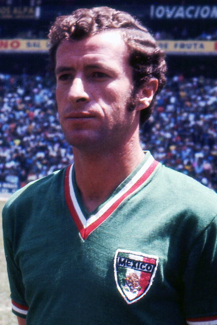 Aarón Padilla backdrop