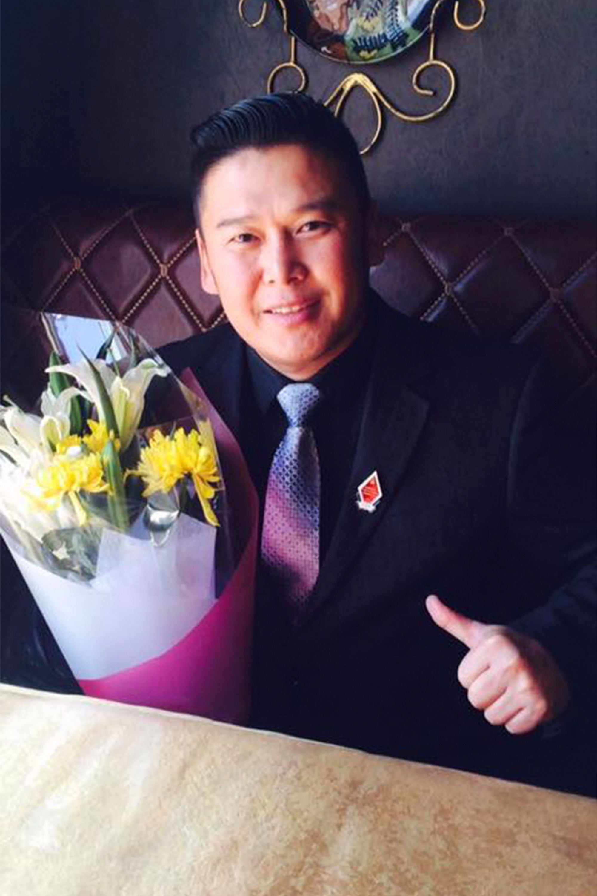 Bayarsaikhan Naran backdrop