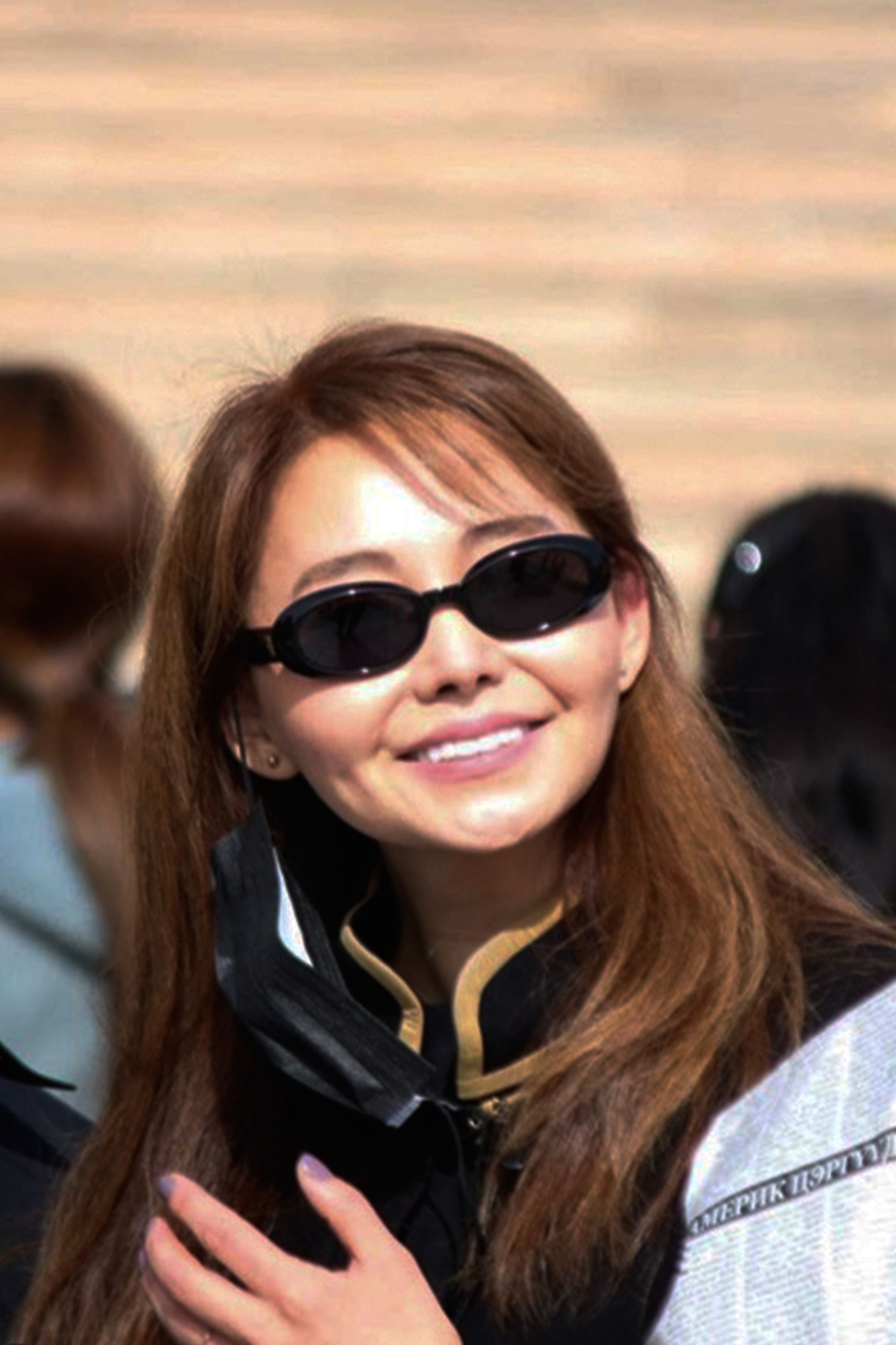 Munkhgerel Oyunchimeg backdrop