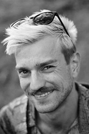 Nicolas Kourek backdrop