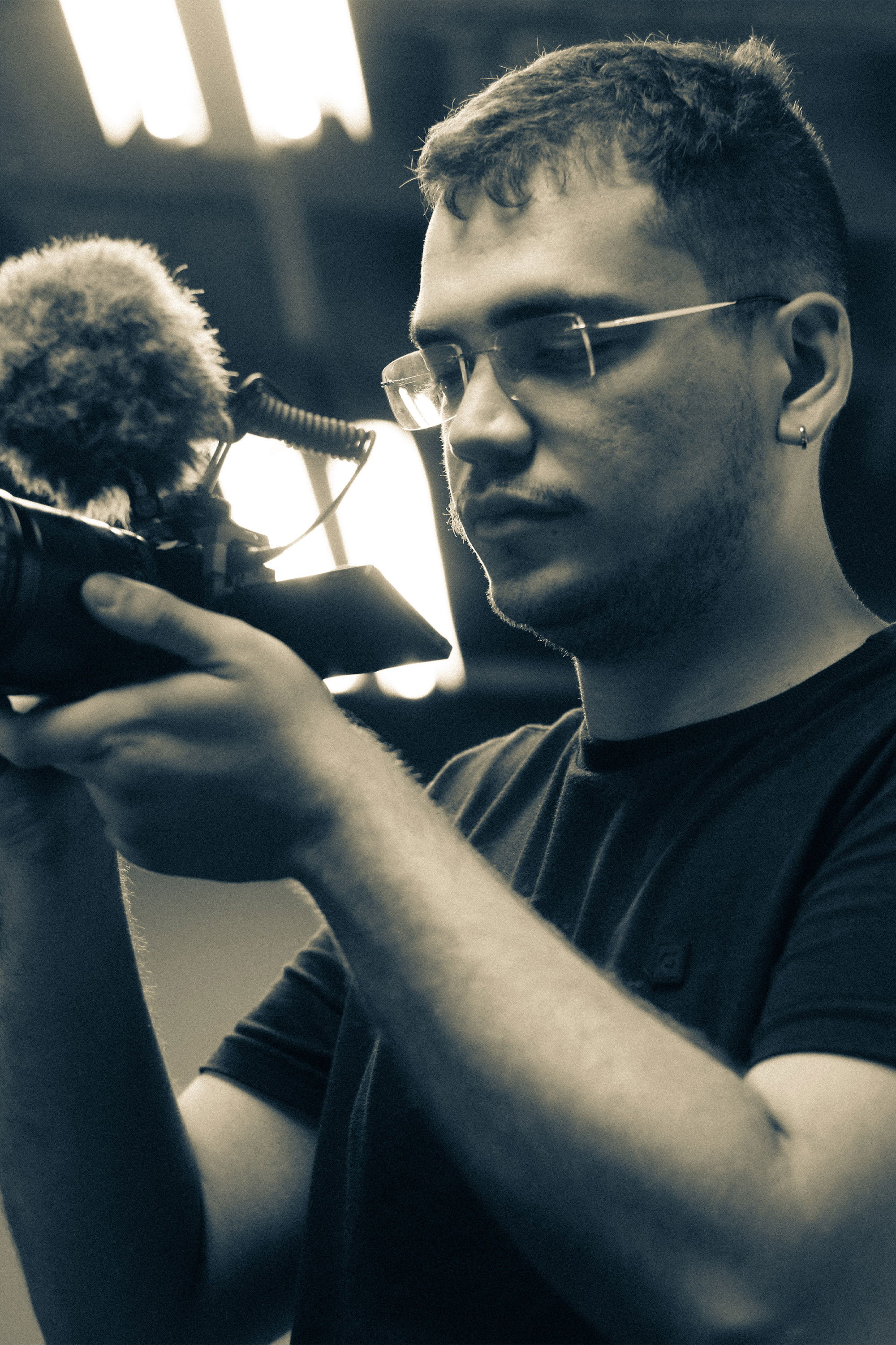 Pedro Lopes backdrop