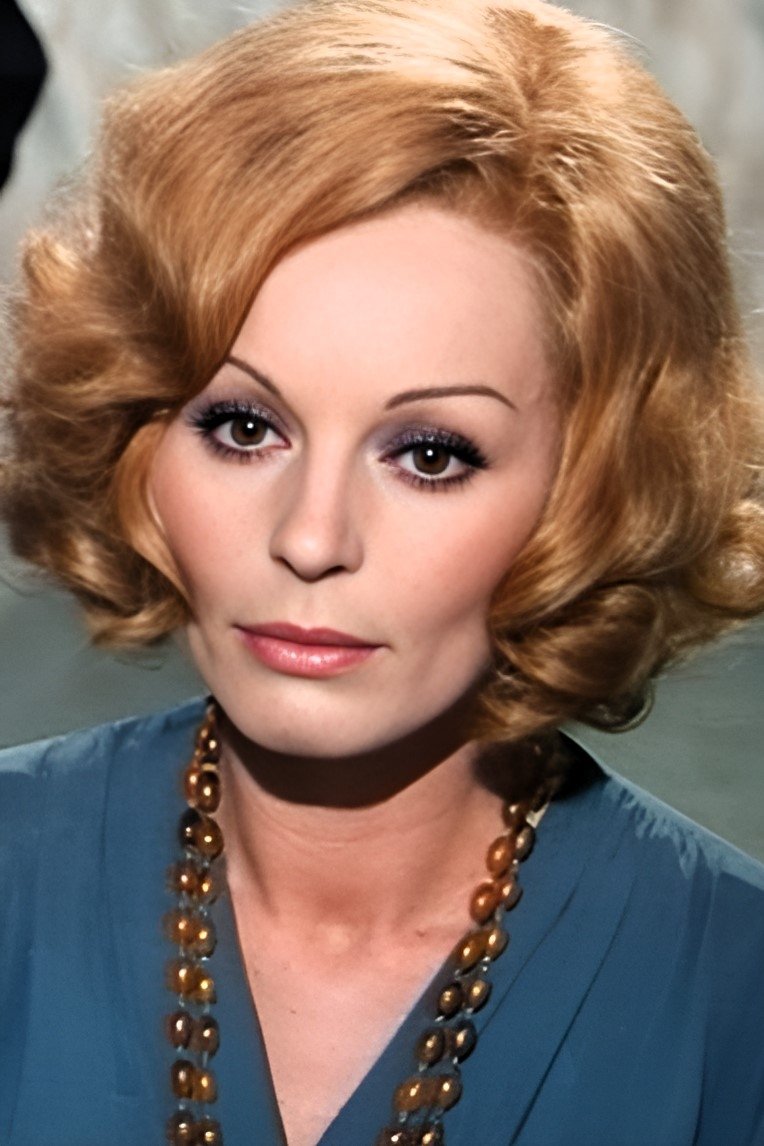 Franka Polesello backdrop