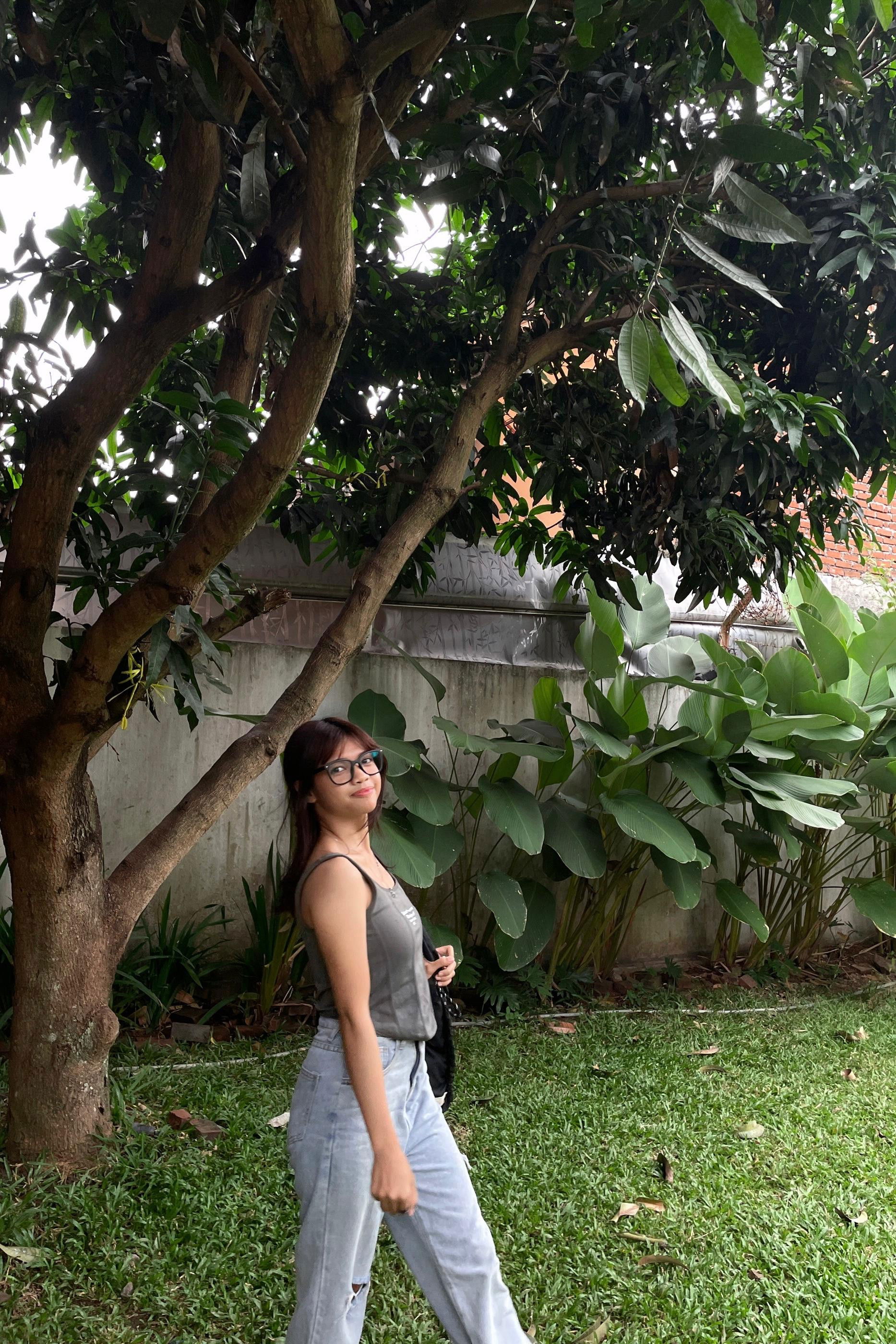 Redika Yumandwita B backdrop