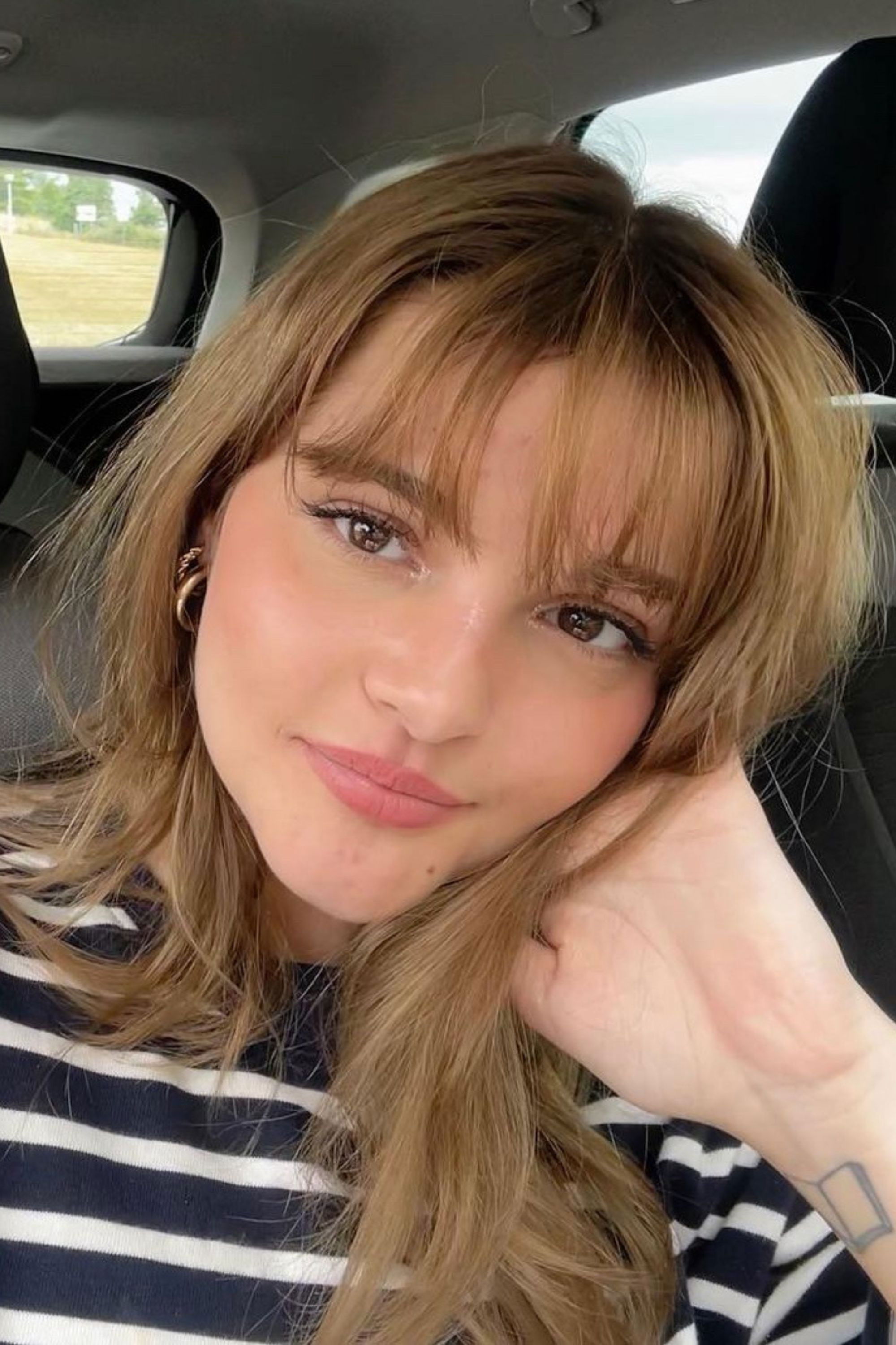 Alix Vandenbrouck backdrop