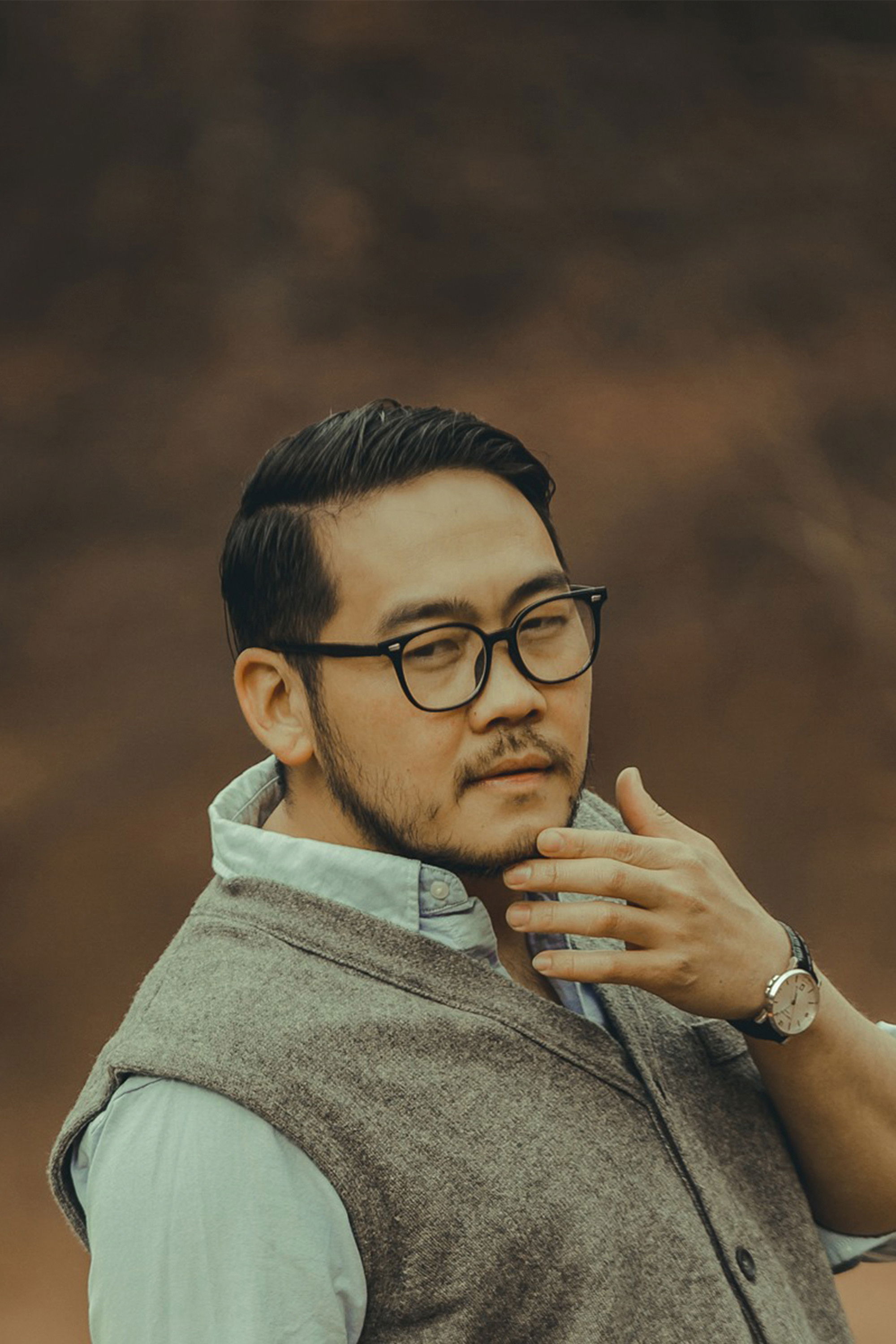 Khosbayar Dondog backdrop