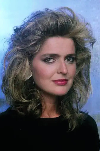 Karen Cellini backdrop