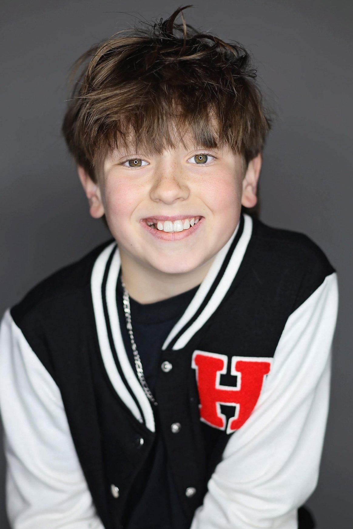 Hudson Hilbert Hensley backdrop