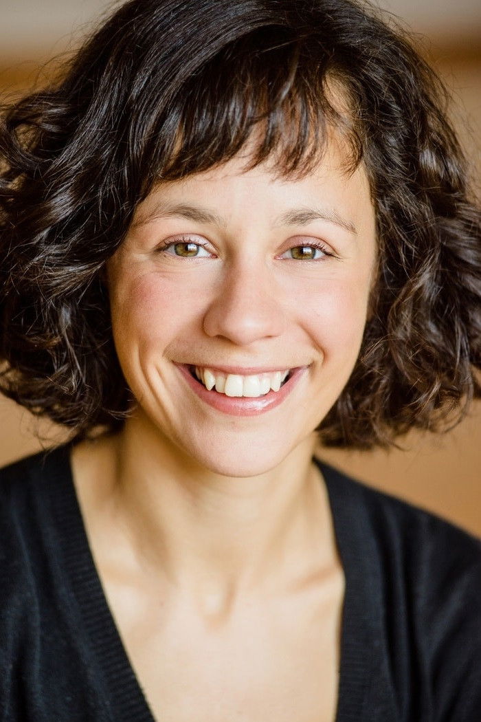 Aurelie Brochu-Deschenes backdrop