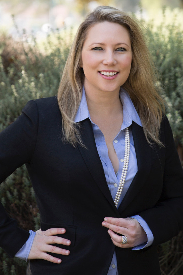 Tara Hotchkis backdrop