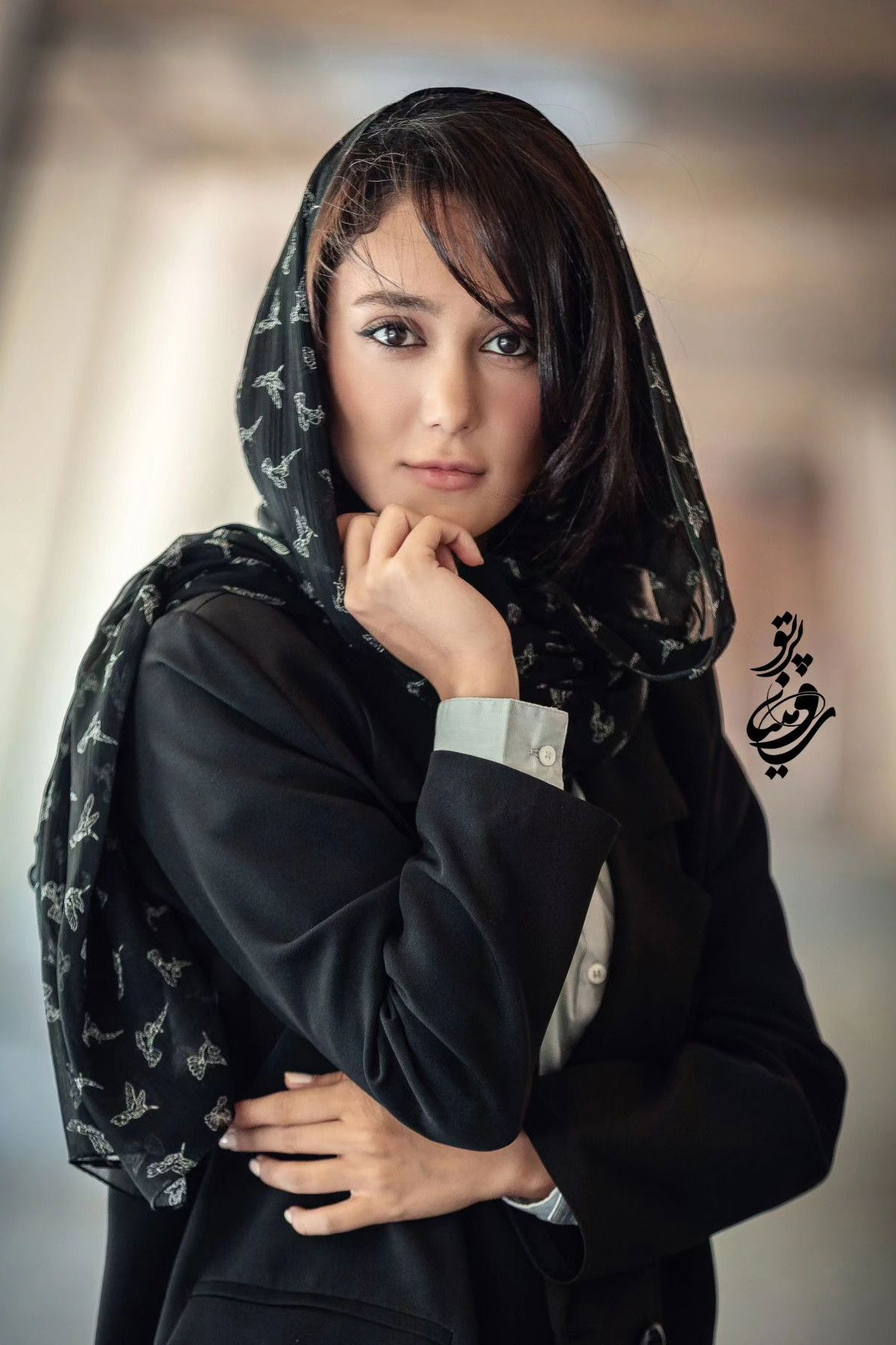 Saghi Asgari backdrop