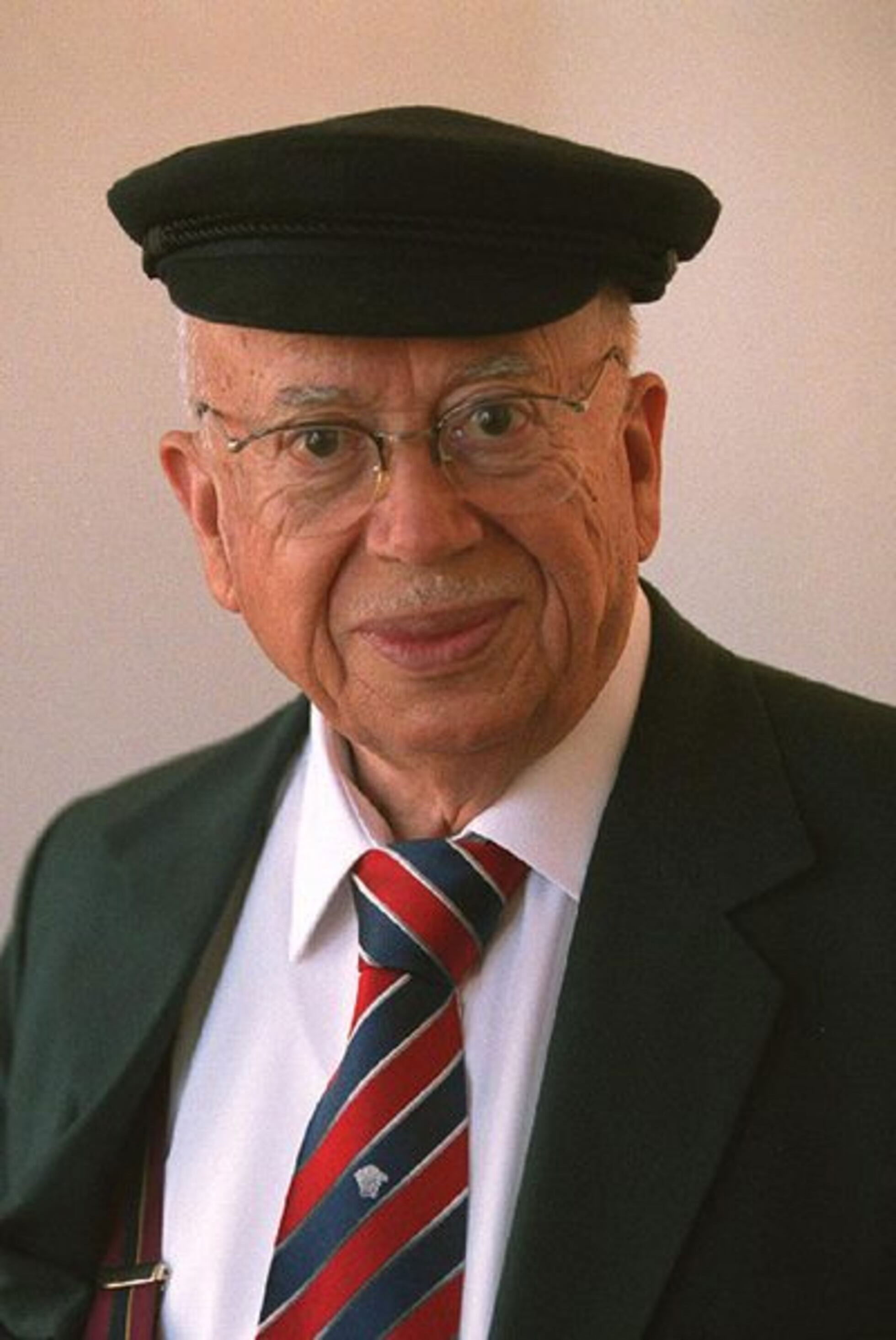 Gonzalo Rojas backdrop