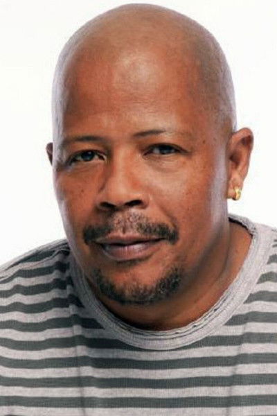 Georges Décimus backdrop