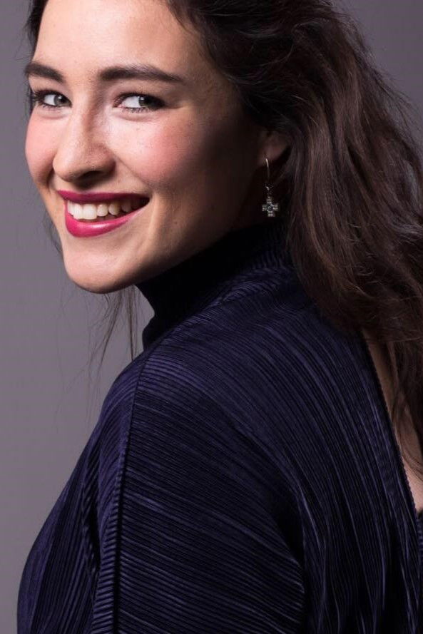 Samantha Luque backdrop