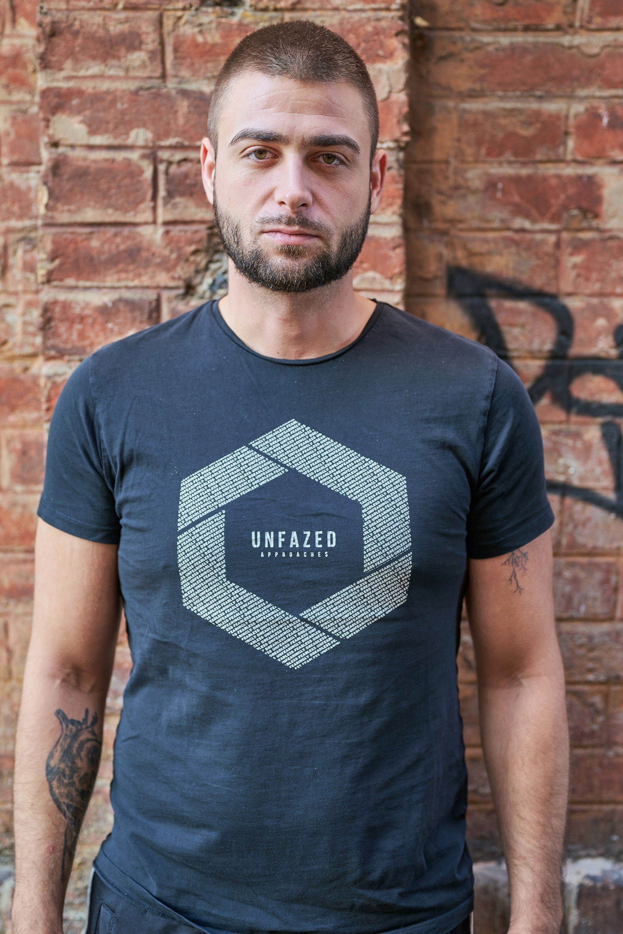 Nemanja Knjazovic backdrop