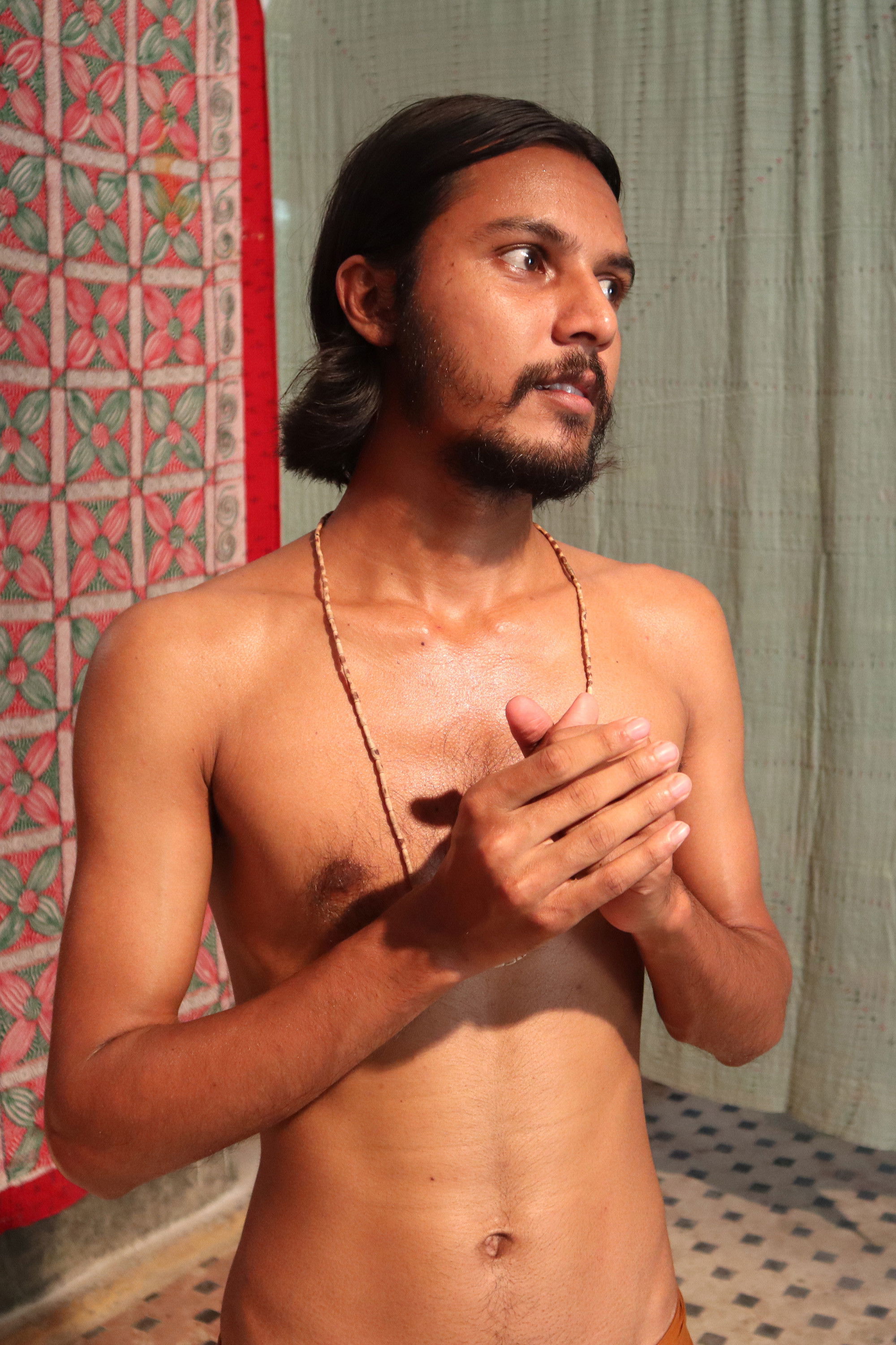 Khabir Uddin Lanchu backdrop